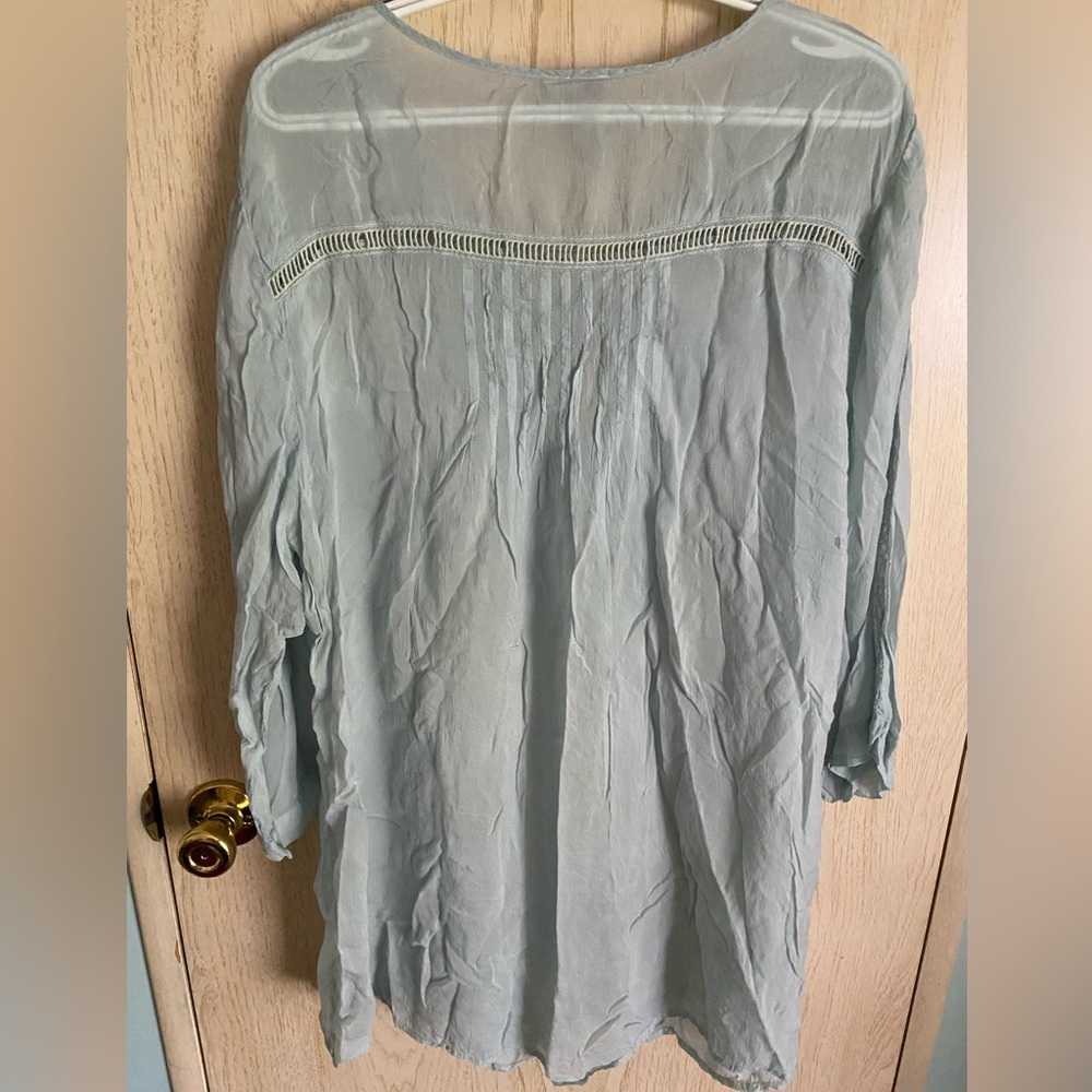 JOHNNY WAS Light Dusty Blue Embroidered Rayon Tunic 2X READ - Picture 6 of 10